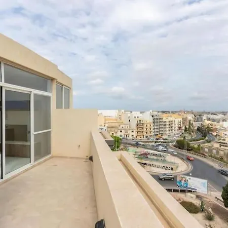 & Spacious Penthouse W/ 1br + View By 360 Estates *