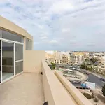 & Spacious Penthouse W/ 1br + View By 360 Estates *