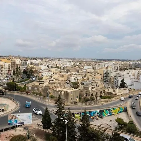 & Spacious Penthouse W/ 1br + View By 360 Estates Apartment