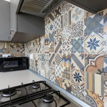 & Spacious Penthouse W/ 1br + View By 360 Estates Apartment