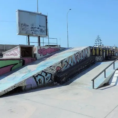 & Spacious Penthouse W/ 1br + View By 360 Estates 公寓 *