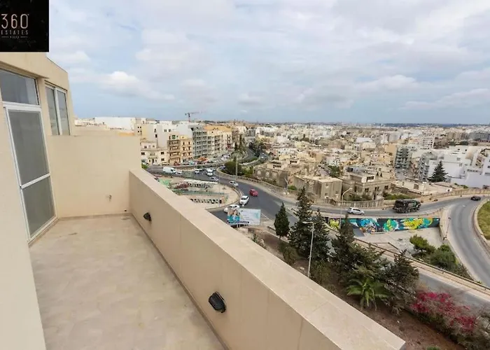 & Spacious Penthouse W/ 1br + View By 360 Estates * Msida